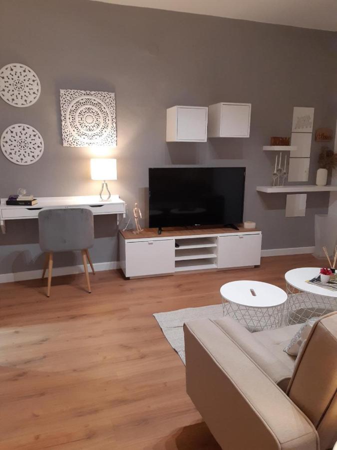 Alma S Home, Precioso Loft En Planta Primera ボジュジョス・パル・デル・コンダド エクステリア 写真